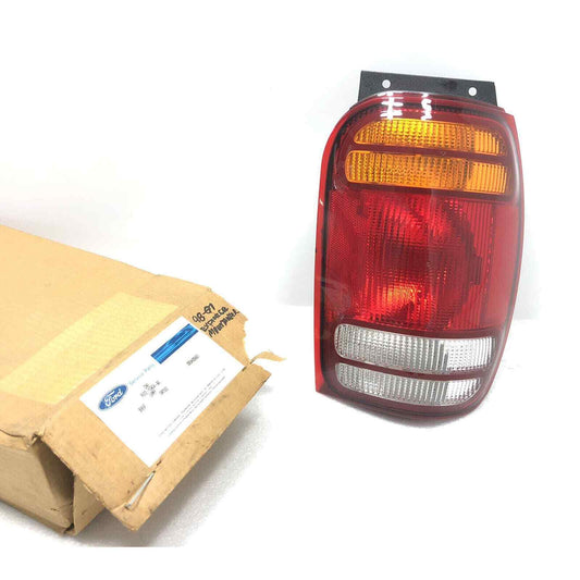 GENUINE FORD 98-01 EXPLORER MERCURY MOUNTAINEER RIGHT REAR PASSENGER TAIL LIGHT