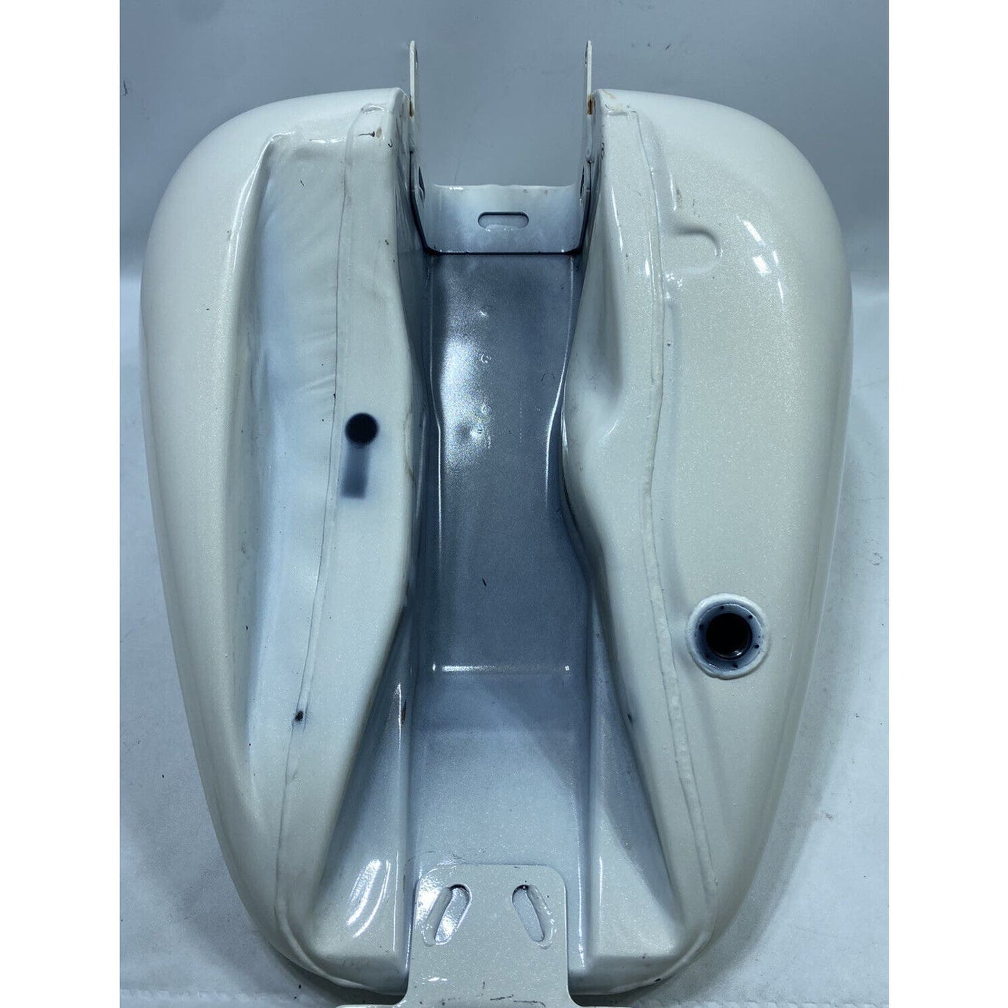 Harley Davidson Gas Fuel Tank White Pearl Street Road Glide 08-21