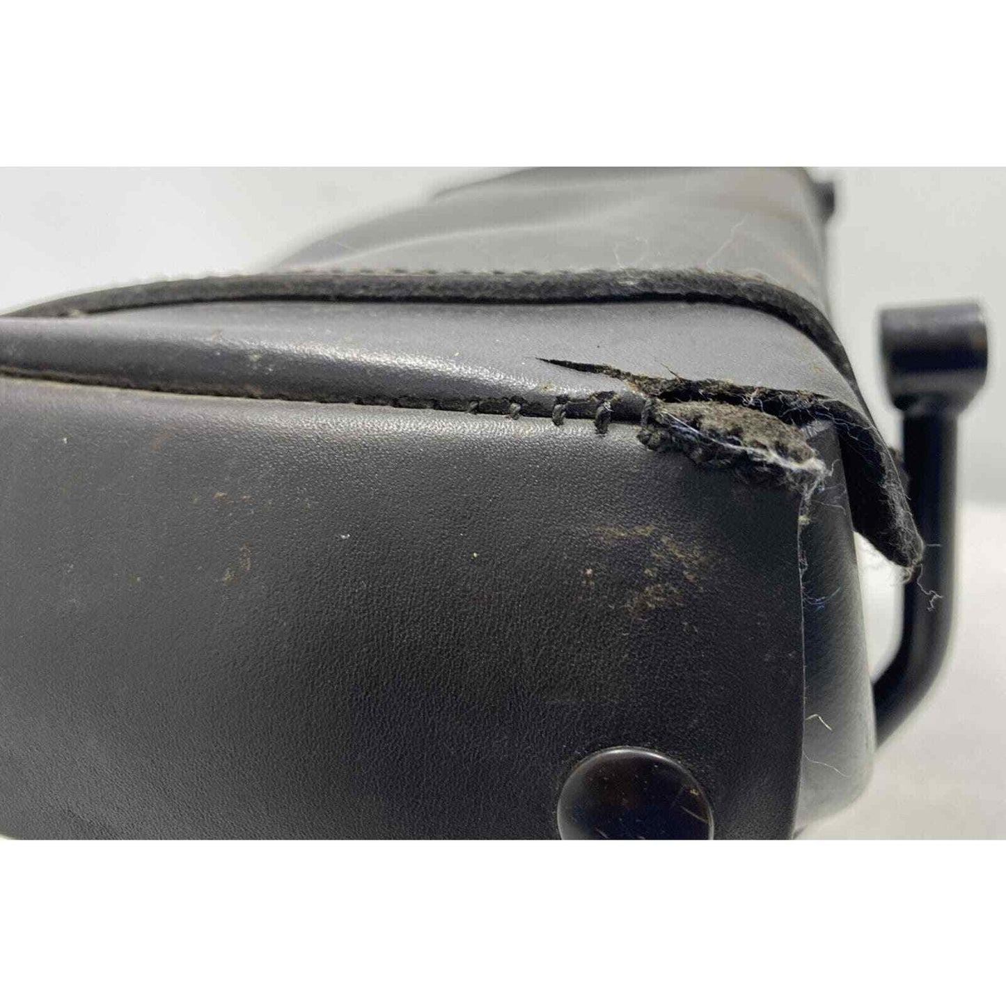 USED GENUINE 94-03 HARLEY SPORTSTER XL 883 1200 LEATHER RIGHT SADDLEBAG 90760-97