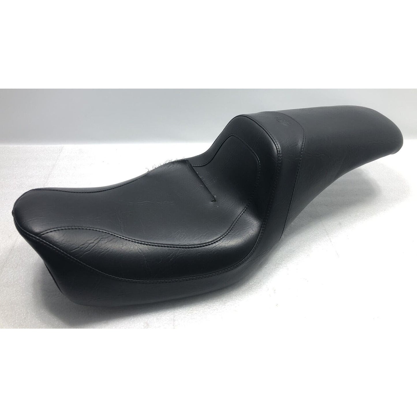 06+ HARLEY DAVIDSON WIDEGLIDE FXDWG MUSTANG FASTBACK 2UP SEAT 75595