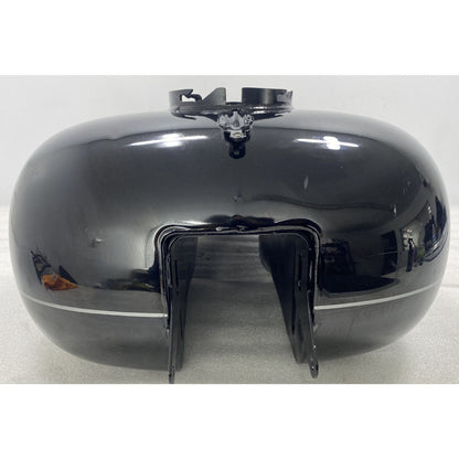 08-17 HARLEY TOURING BLACK GAS TANK FLHX STREET GLIDE ROAD GLIDE-SMALL DENT