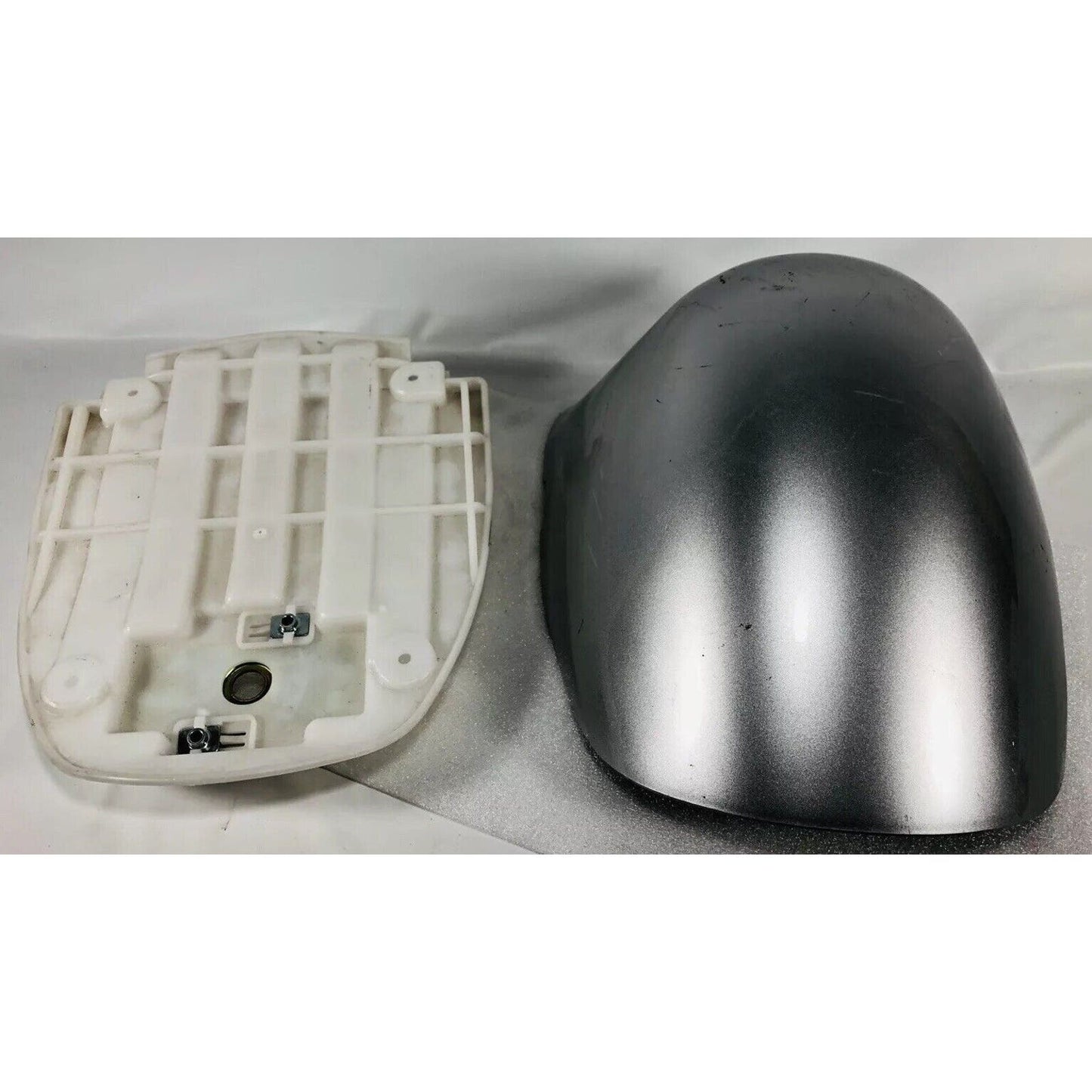 99-07 SUZUKI HAYABUSA GSXR1300 GSX1300r GSXR 1300 REAR PASSENGER SEAT COVER COWL