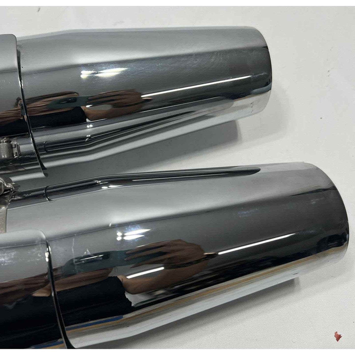 18-20 HARLEY-DAVIDSON SOFTAIL CHROME EXHAUST MUFFLER HEAT SHIELDS 64900455