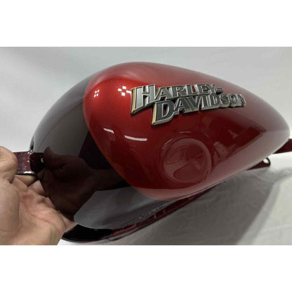 18-22 HARLEY DAVIDSON SOFTAIL FUEL TANK WICKED RED TWISTED CHERRY STREETBOB GAS