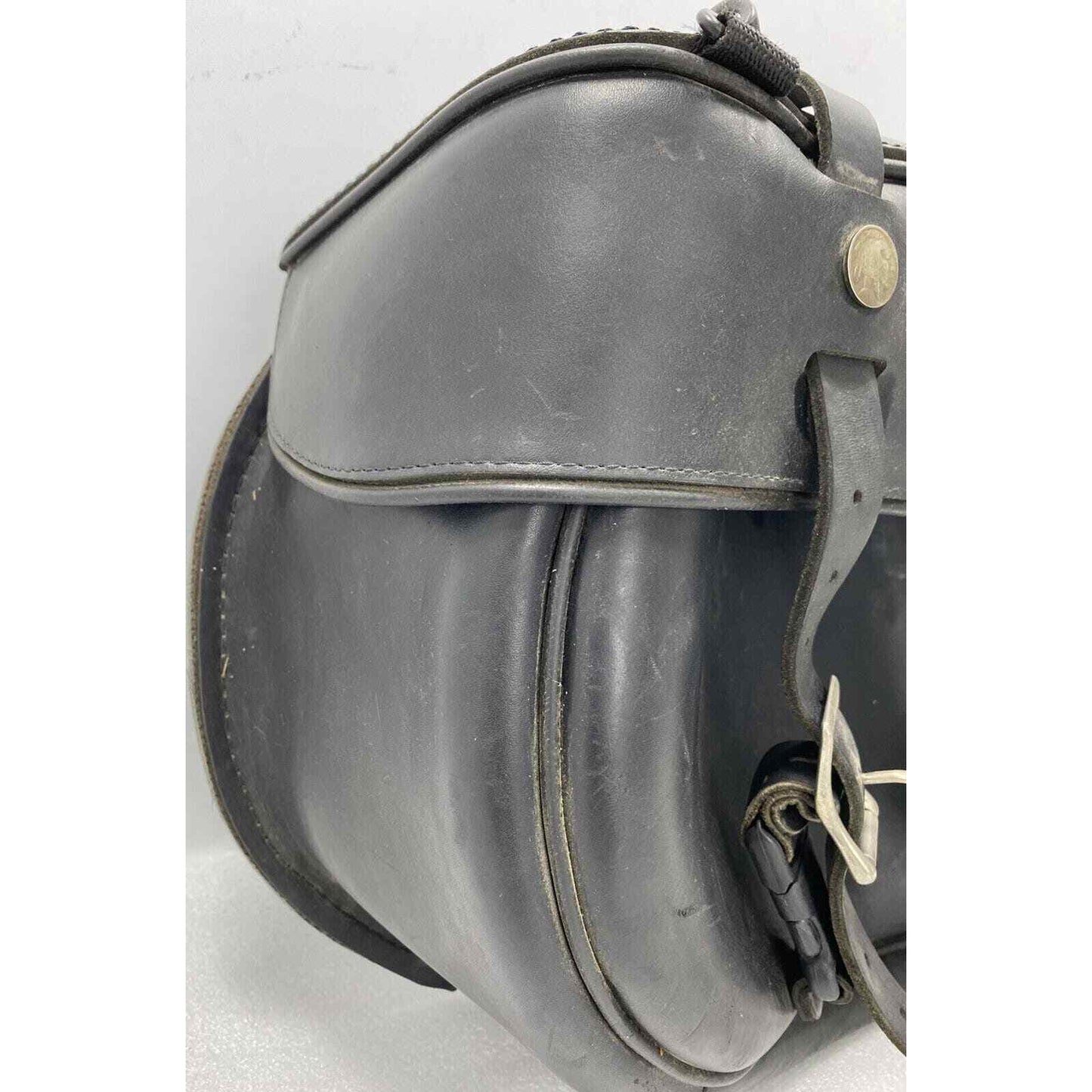 VINTAGE STYLE INDIAN SILVER NICKEL LEFT SIDE LEATHER MOTORCYCLE SADDLEBAG