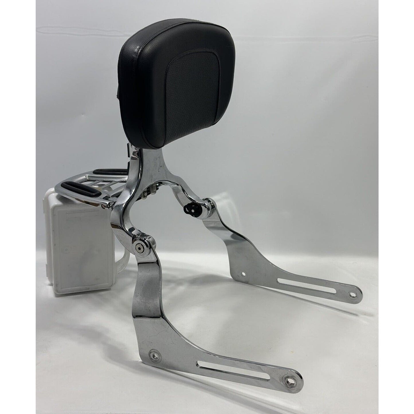 Kuryakyn Multi-Purpose Backrest 18-23 Harley Softail Breakout Fatboy FXBR FLFB