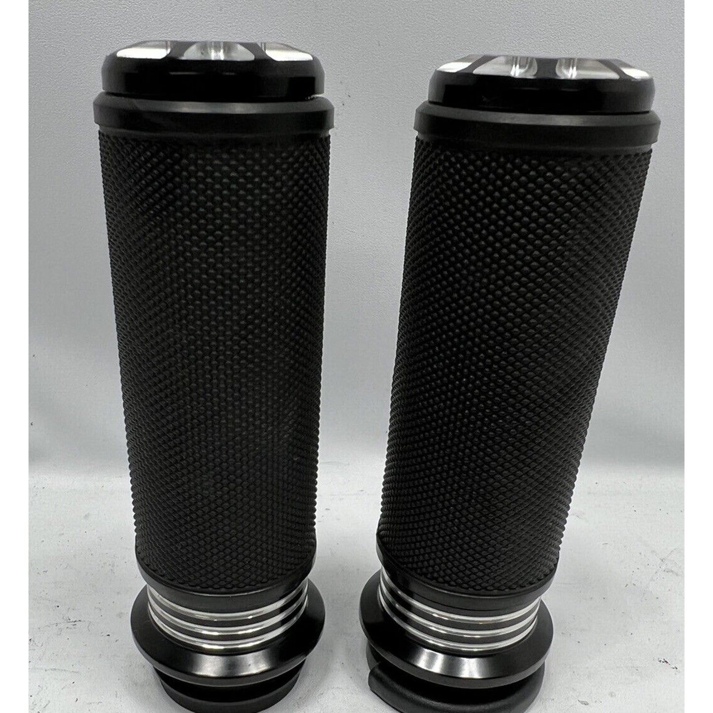 Black Harley-Davidson Softail Touring Dyna Rubber Handlebar Grips Billet Style